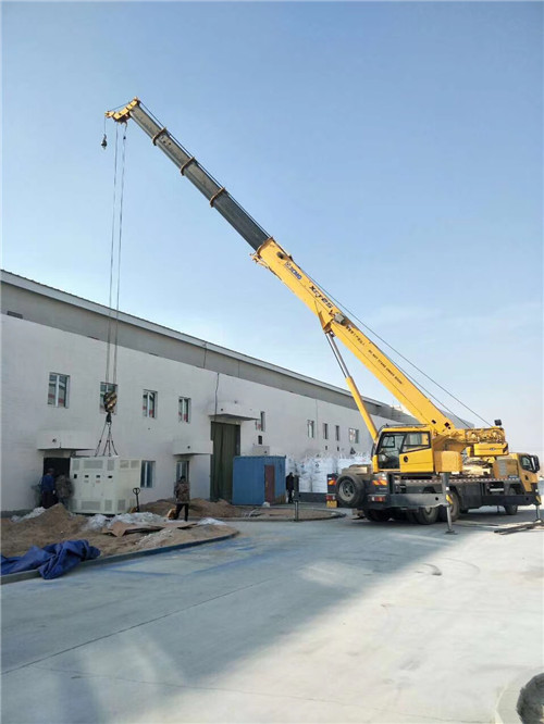 安福县“超载就喊停”—— 吊车的 “重量保镖” 技术